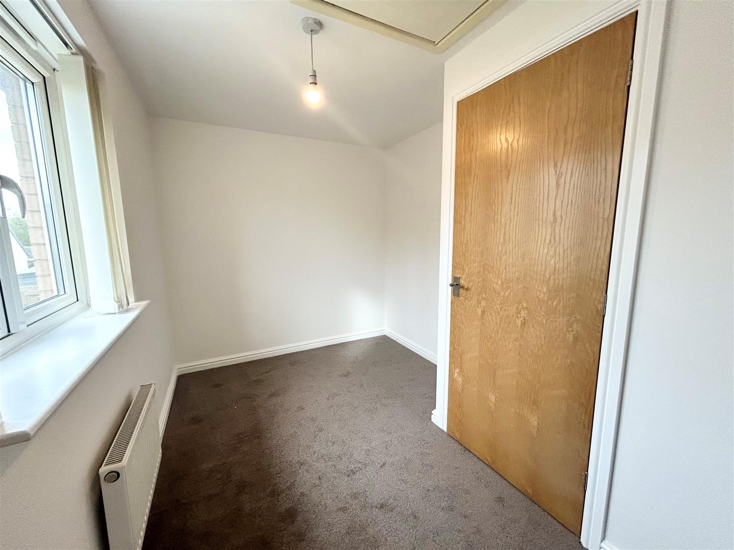 Rhodfa Cnocell Y Coed, Broadlands, Bridgend, Bridgend County Borough